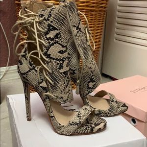 SIMMI Shoes - Online Brand from UK